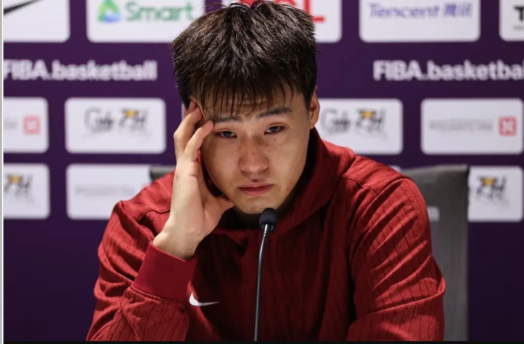 转的赵睿, 穿上, AA