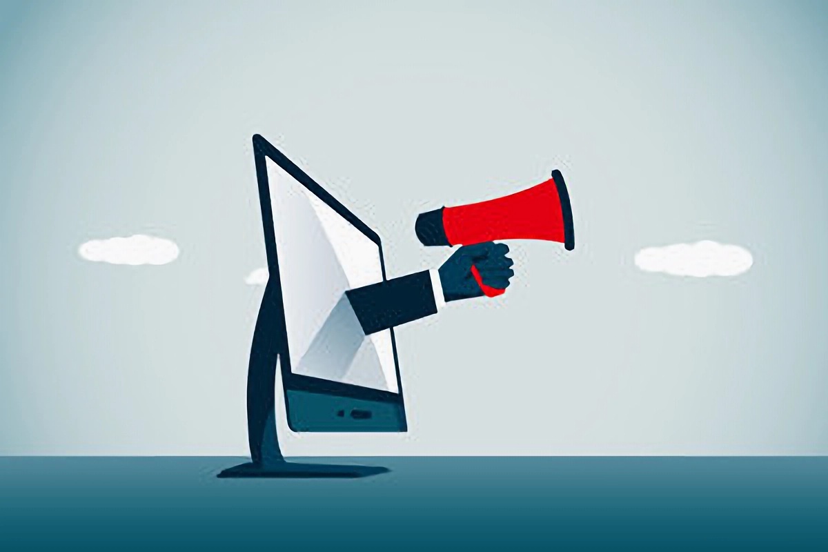 年前初登世, 当张伟再次