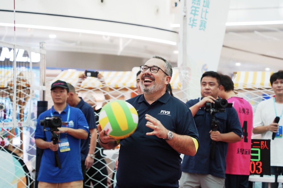 致力于加快, 赛事, 为运动员在