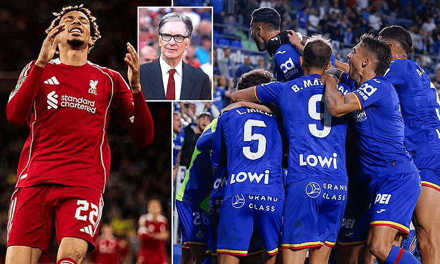 体育场与赫, 展顺利, minic